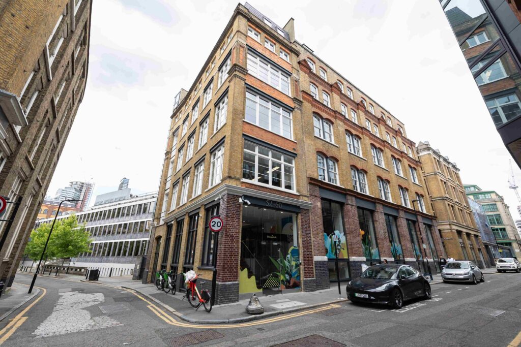 Shoreditch Exterior 11zon 1024x683