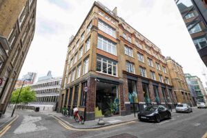 Shoreditch Exterior 11zon 300x200