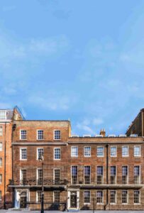 8 10Hill Street 203x300