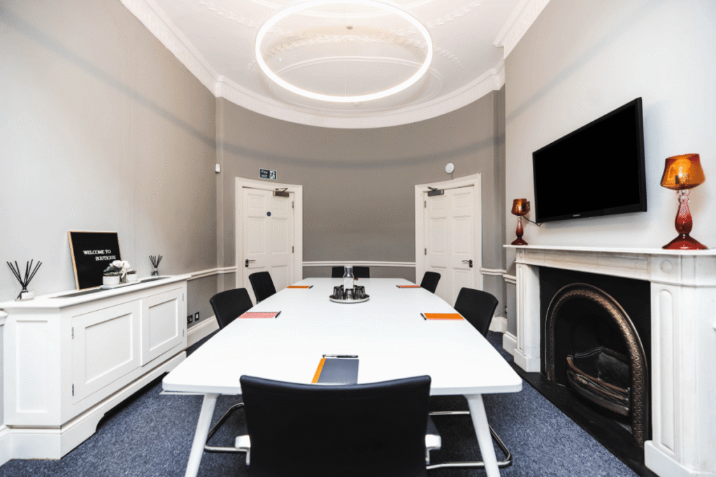 Boutique Workplace Company Bloomsbury meeting room 1 1024x683