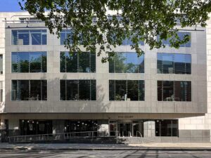 Fox Court Picture 1  300x225