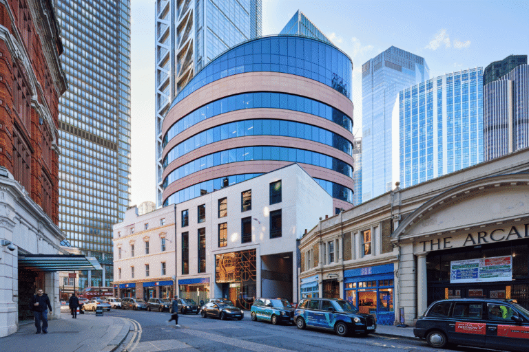 uncommon liverpool 9833 aa 768x512