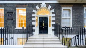 22 Bedford Sq Front door 300x169